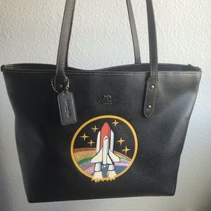 Coach tote